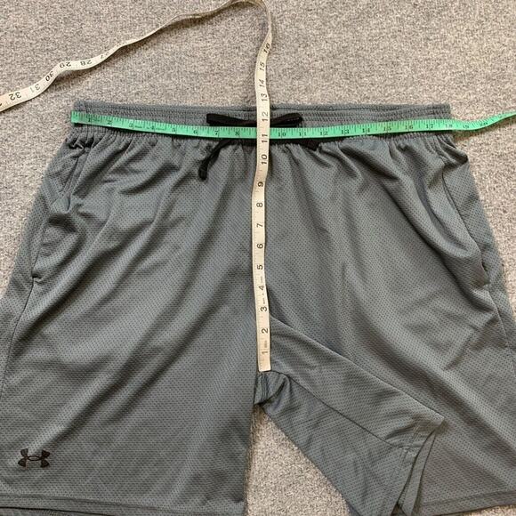Under Armour Shorts Mens 2XL Grey Tech Lightweight Gym Train Exercise Running - Picture 4 of 11